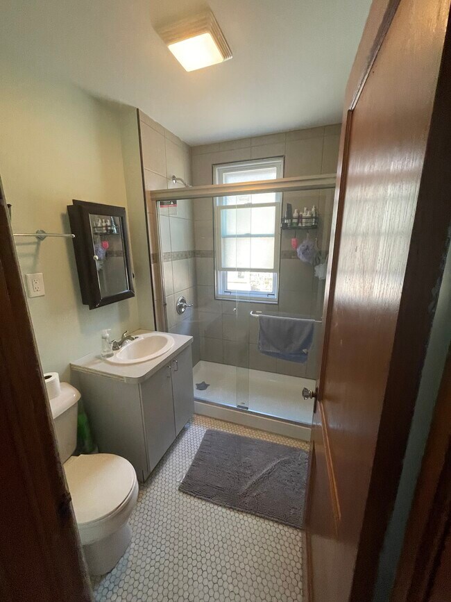 Photo - 4829 S Tripp Ave Unit 2R