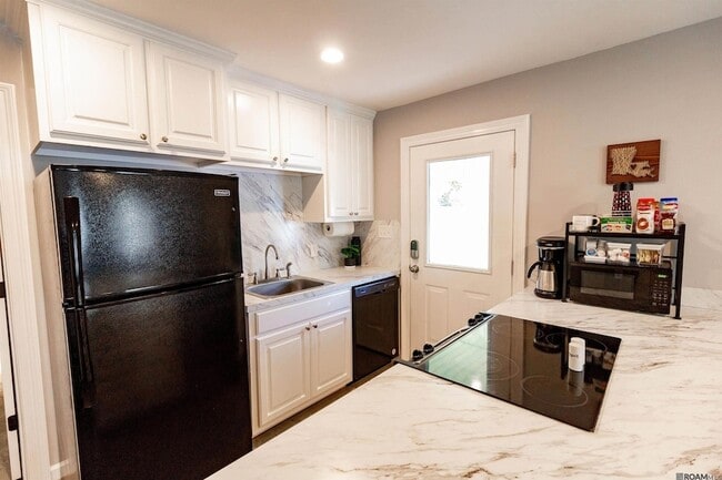 Photo - 29735 Aster St