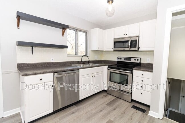 Photo - 2983 E Freedom Cir