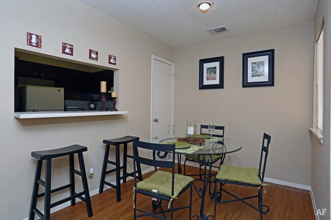 Photo - 2829 Timmons Ln Unit 132