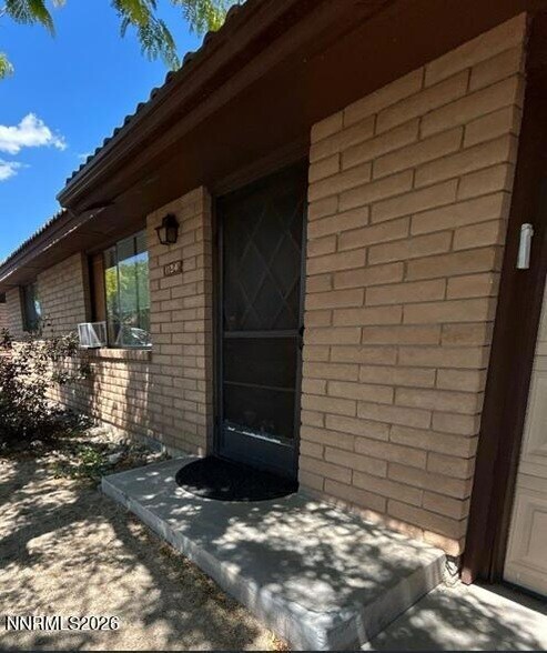 Photo - 1134 H St
