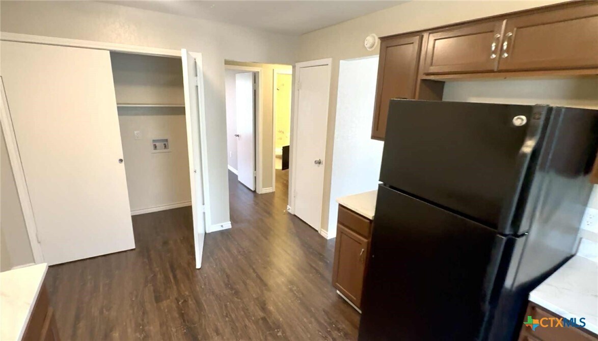 Photo - 205 Erby Ave Unidad C