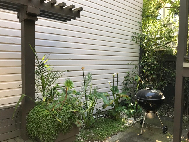 Photo - 651 14th St Unit Studio