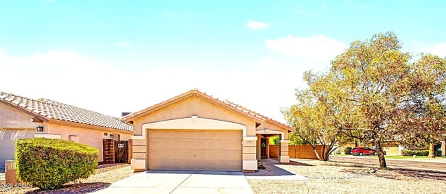 Photo - 3905 E Rockwood Dr