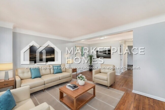 Photo - 19421 Moross Rd