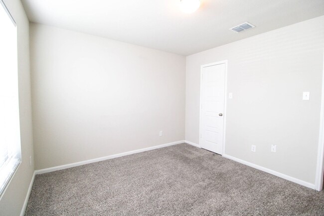 Photo - 7043 Diamond Vly