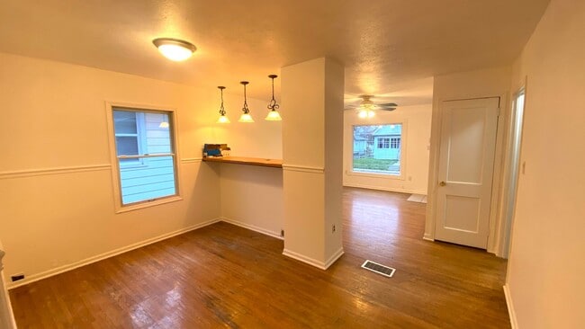 Photo - 2 Bedroom, 1 Bath Home Now Available for Rent!