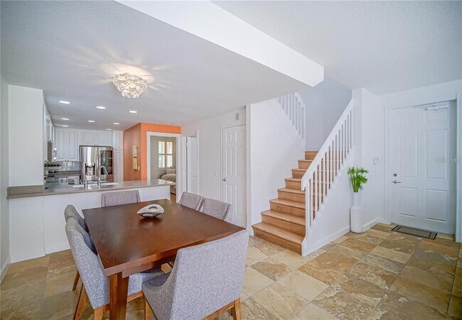 Photo - 8523 Leatherleaf Ln