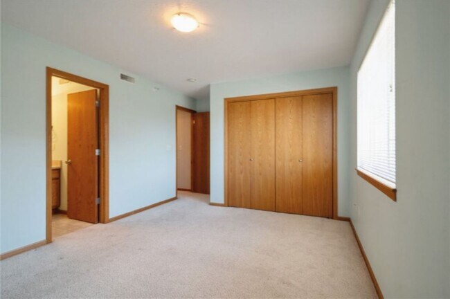 Photo - 3101 Samuel Ct SW Condo Unit 8