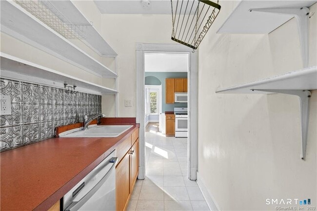 Photo - 171 Norton St Unidad 2