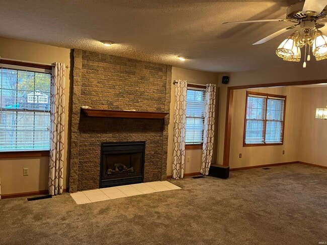 Photo - 6655 Oak View Ct