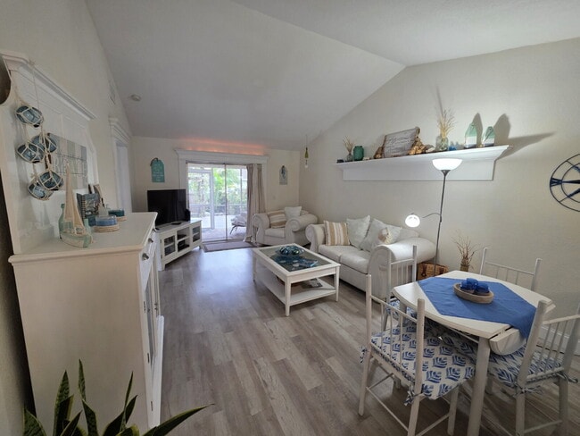 Photo - Updated full furnished 2/2 villa in great Safety Harbor location.