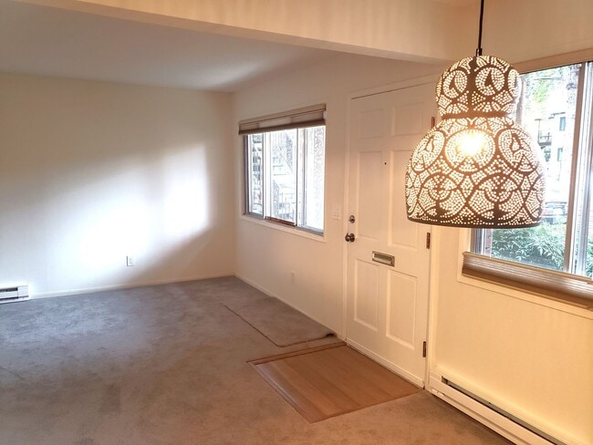 Photo - Charming Updated 2 bed/1 bath Condo on Ground Floor in Desirable Irvington District! W/S/T included