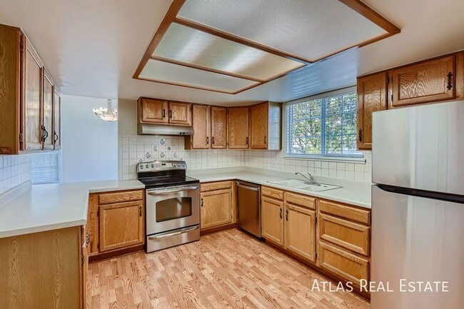 Photo - 8520 Salsifa Terrace