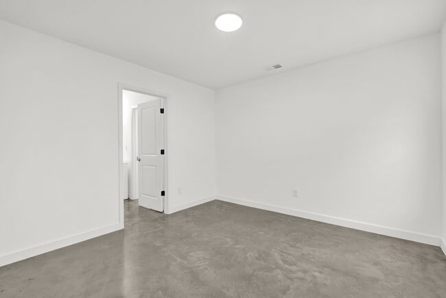 Photo - 2853 Choctaw Ave