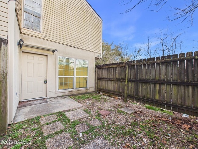 Photo - 809 Fox Run Ave