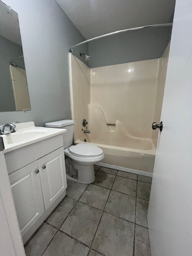 Photo - 2213 Jonathan Dr NW Unit Apartment D