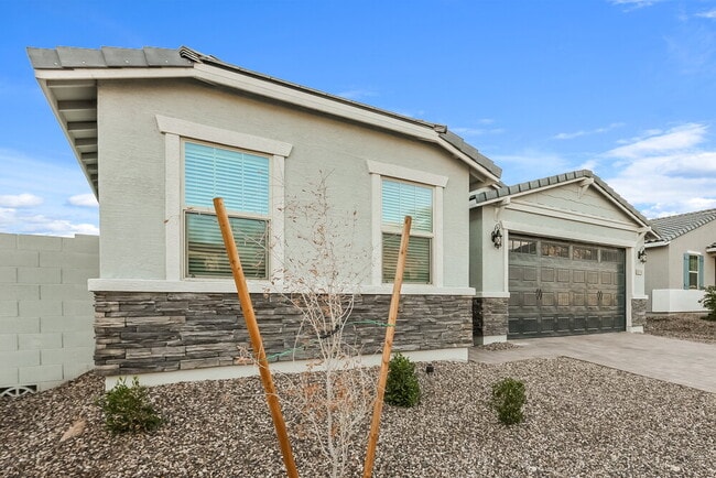 Photo - 20219 W Palo Verde Dr