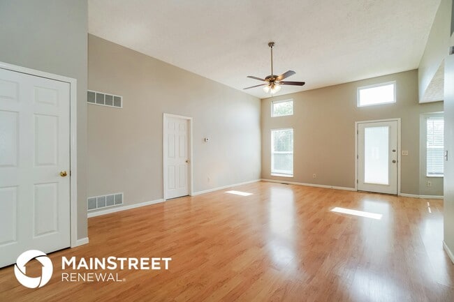 Photo - 2204 Brookbank Dr Casa