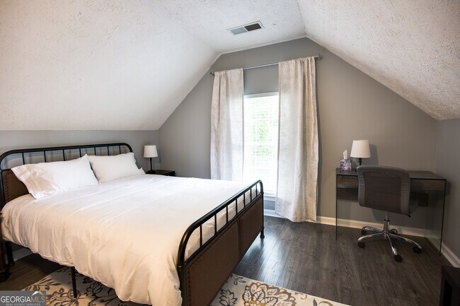 Photo - 7151 Springchase Way