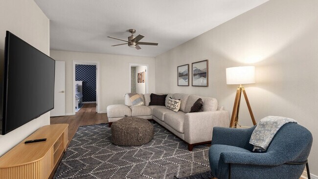 Photo - 515 Golden Eagle Loop Unit SI ID1521916P