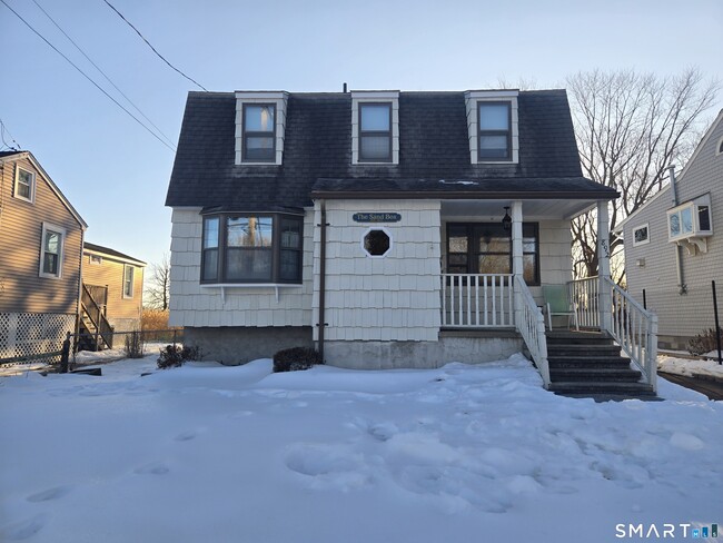 Building Photo - 892 Reef Rd