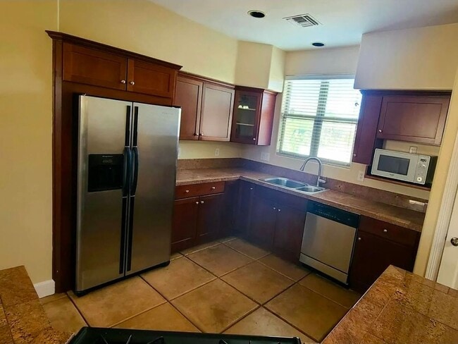 Photo - 3033 N Fremont Ave