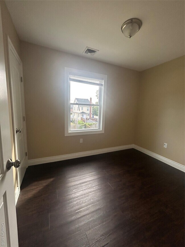 Photo - 41 Chapman Pl