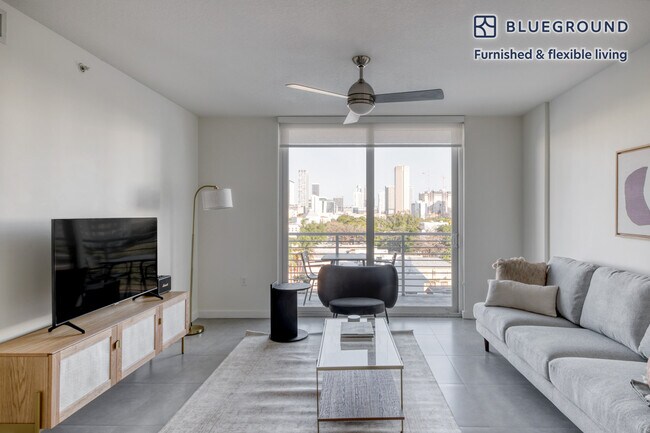 Photo - 729 NW 2nd St Unit FL6-ID52