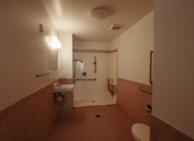 Photo - 506 N 52nd St Unit B