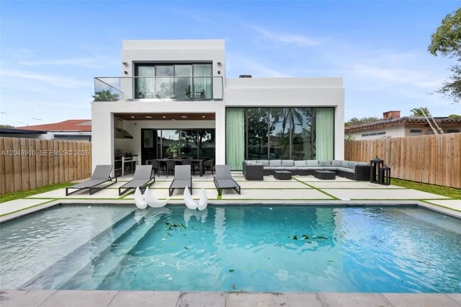 Photo - 80 NW 45th St