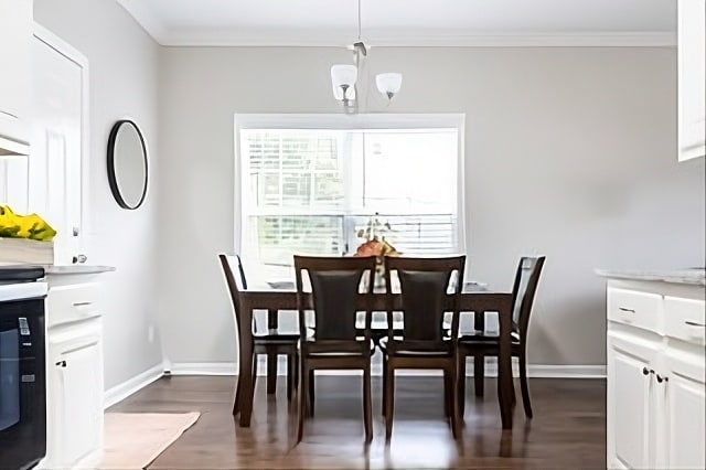 Photo - 615 Allen St