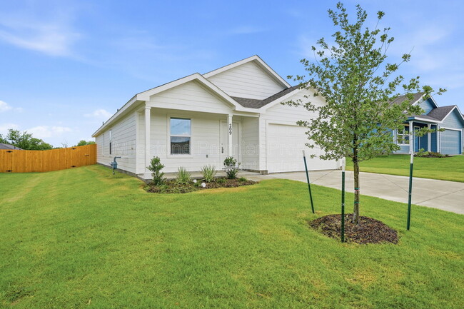 Photo - 209 Cattail Ln