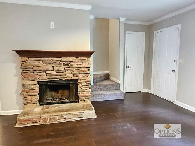 Photo - 2BR Townhouse in Roswell