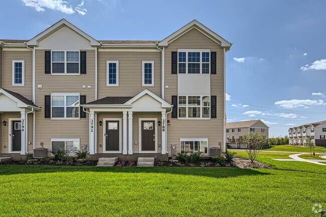 Building Photo - 3788 Bissel Dr Rental