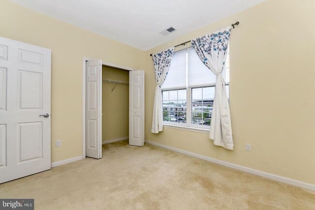 Photo - 1331 Sierra Dr