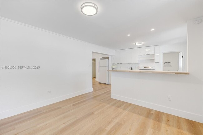 Photo - 1610 NW 33rd Ave