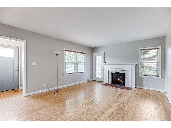 Photo - 1588 W Highland Pkwy