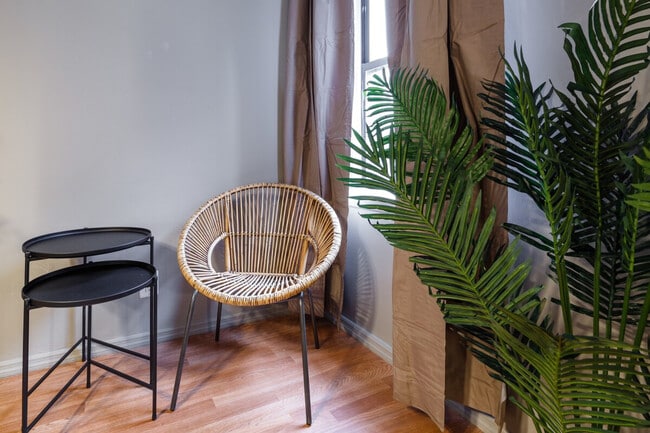 Photo - 501-505-505 9th Ave Unit ID1323926P