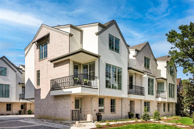 Building Photo - 4116 University Blvd Unit A3