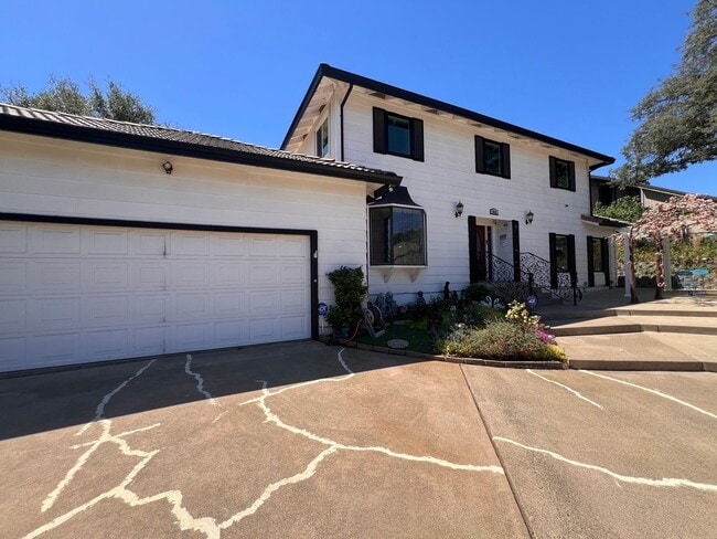 Photo - Spacious El Dorado Hills 4bd/3ba Home with Large Backyard