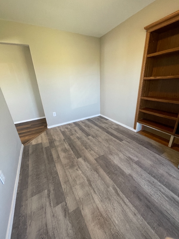 Photo - 2555 Valley Dr