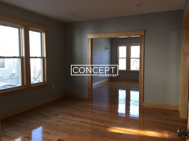 Photo - 152 Winchester St Unit 1B