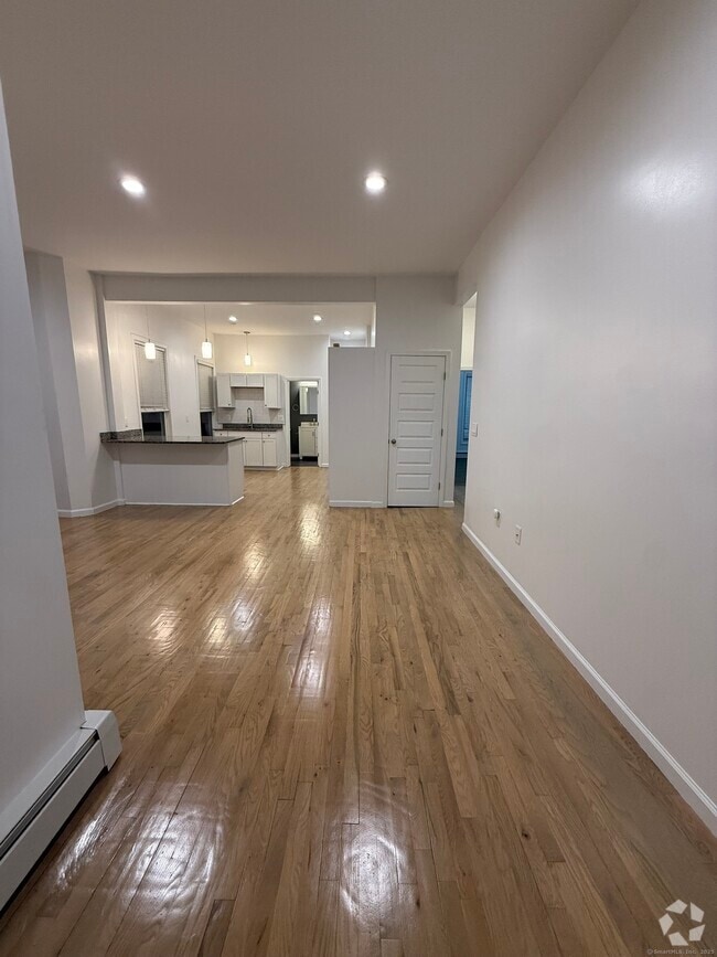 Building Photo - 51 Prospect St Rental