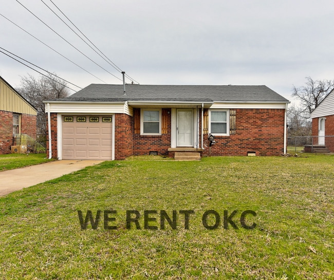 Photo - 207 E Marshall Dr