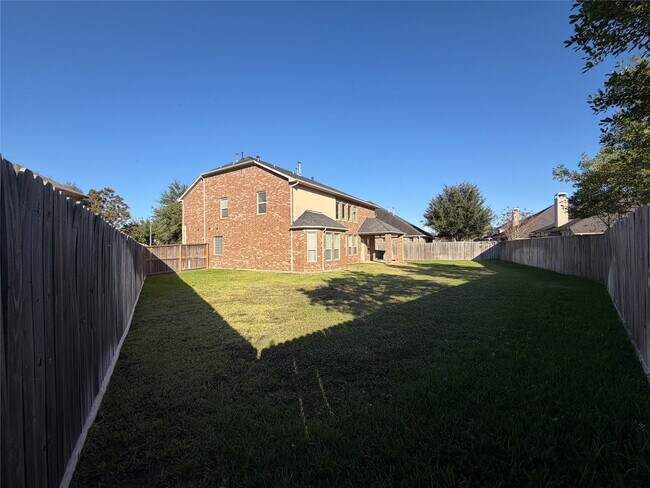 Photo - 28015 Silverstream Ct