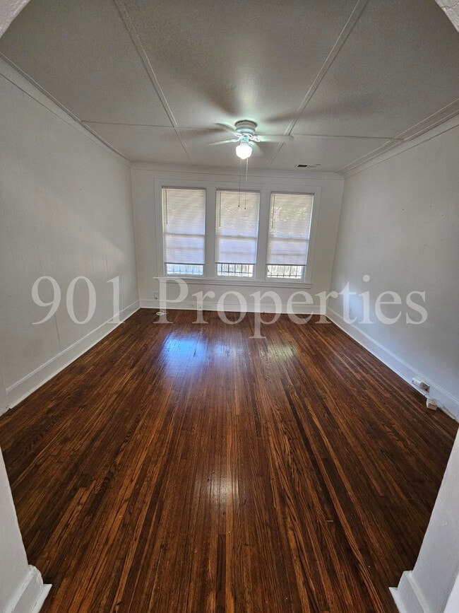 Photo - 2404 Broad Ave