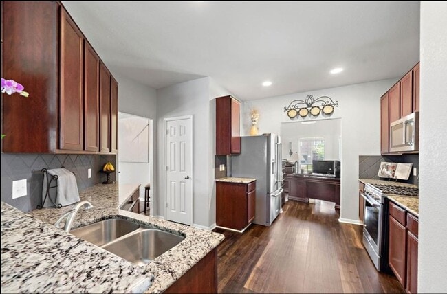 Building Photo - 14923 Darby Retreat Ln