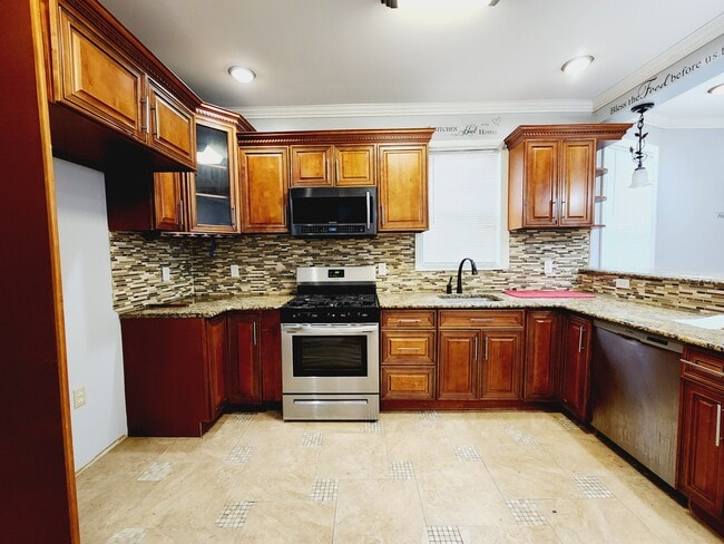 Photo - 41 Randolph Ave Unit Basement