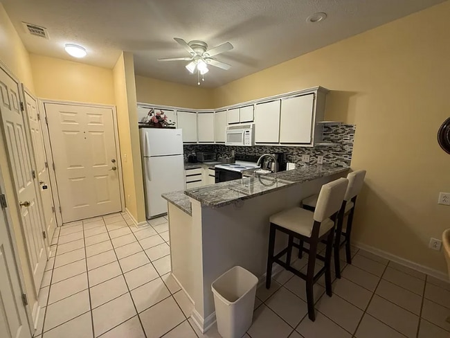 Photo - 472 River Oaks Dr Unidad 59J